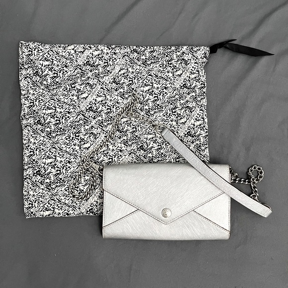 Rebecca Minkoff Wallet on a Chain - Picture 2 of 6